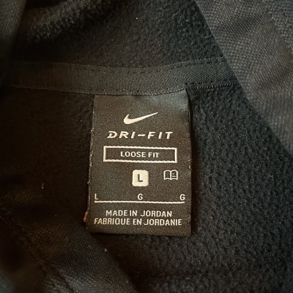2 Nike girls hoodies. - Picture 3 of 5